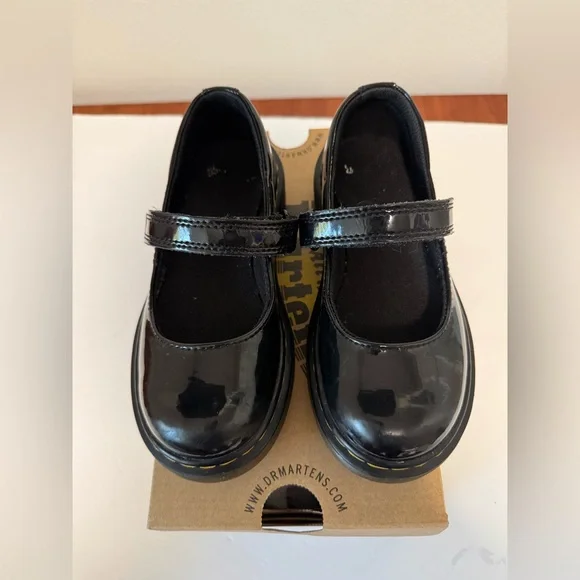 Dr. Martens Maccy Mary Jane - Picture 2 of 5